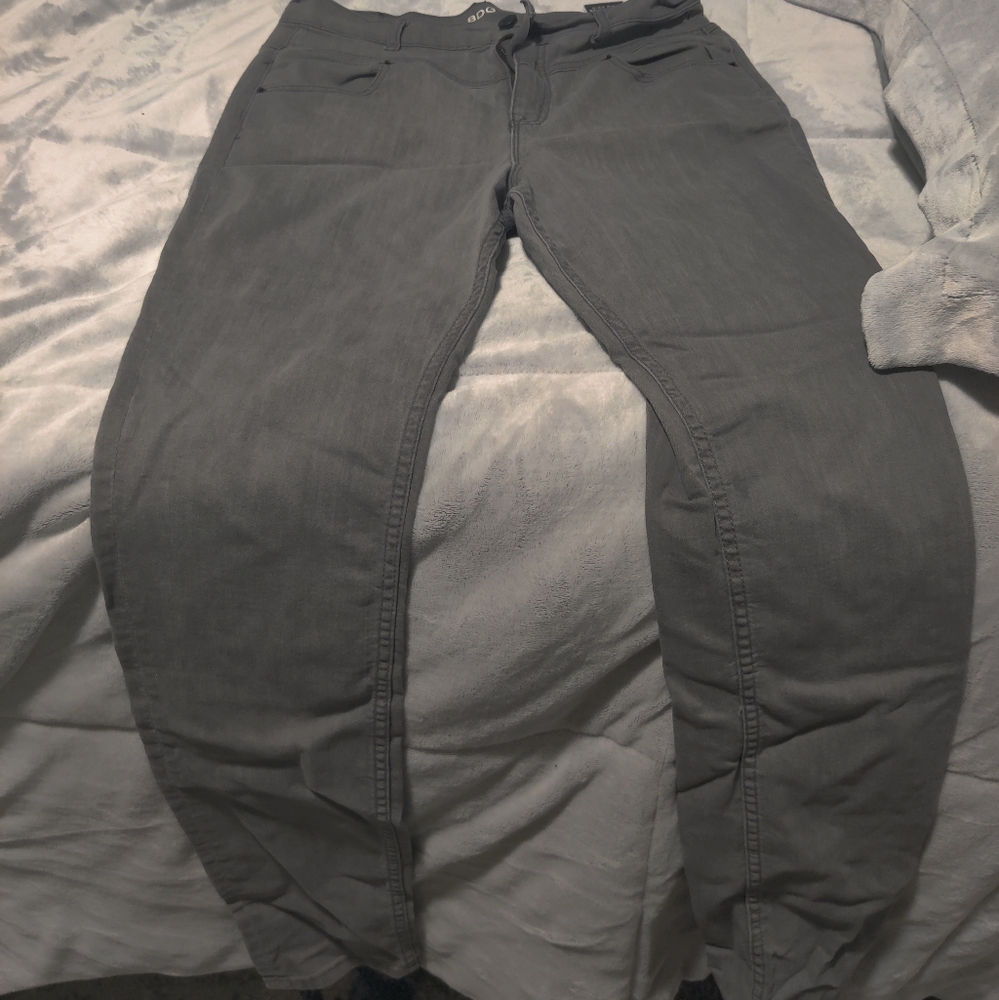 High Rise Seam Jean